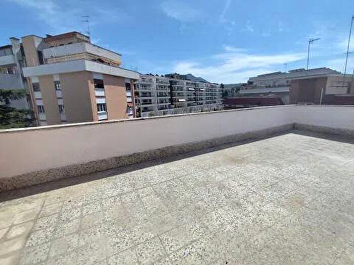Appartamento trilocale in affitto in Via Monte Bianco No Number, Murialdo Cappuccini, Viterbo