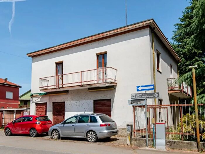 Casa con 6 locali in vendita in Via Giacomo Matteotti, Gaggiano