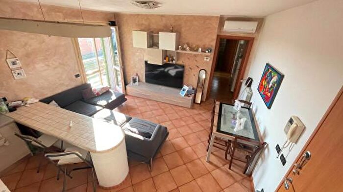 Appartamento trilocale in vendita in Via Luciano Lama, Monsummano Terme