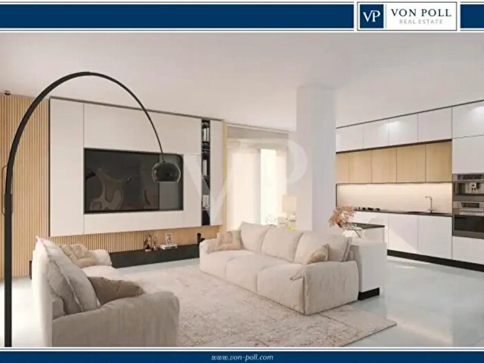 Casa con 5 locali in vendita in Via San Valentino, Costabissara