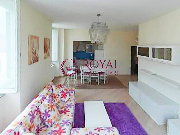 Appartamento trilocale in affitto in Via Dei Fulgidi, Centro, Livorno