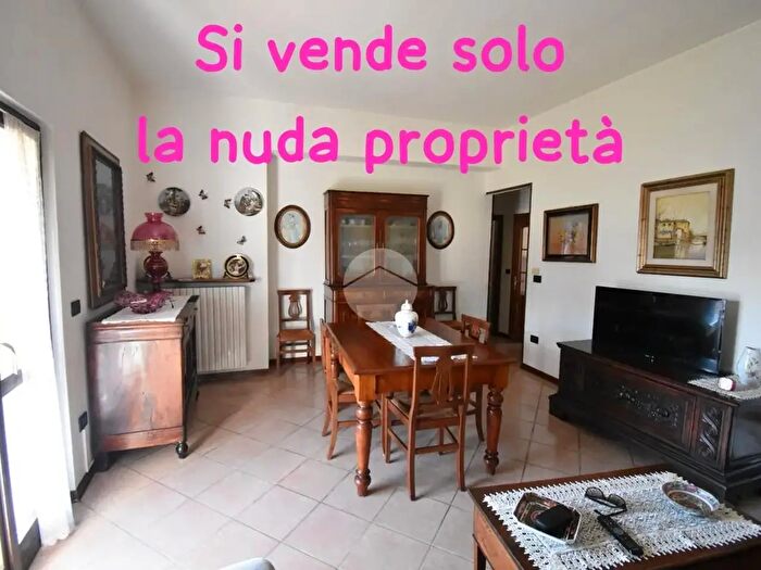 Casa bilocale in vendita in Via Moscati, Castiglione Delle Stiviere