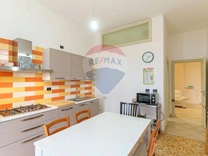 Casa con 5 locali in vendita in Via Idria, Troina