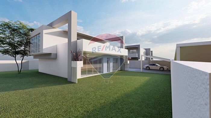 Casa con 6 locali in vendita in Strada Sp, Riposto