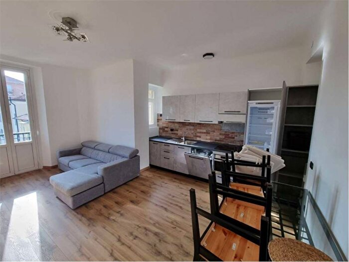 Appartamento bilocale in affitto in Via Jacopo Palma, Gambara, Milano