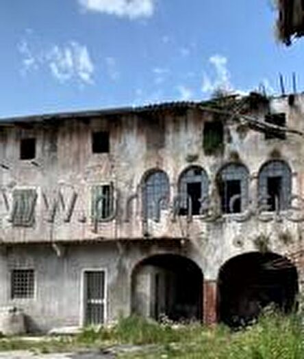 Casa con 10 locali in vendita in Via Trento, Dolce