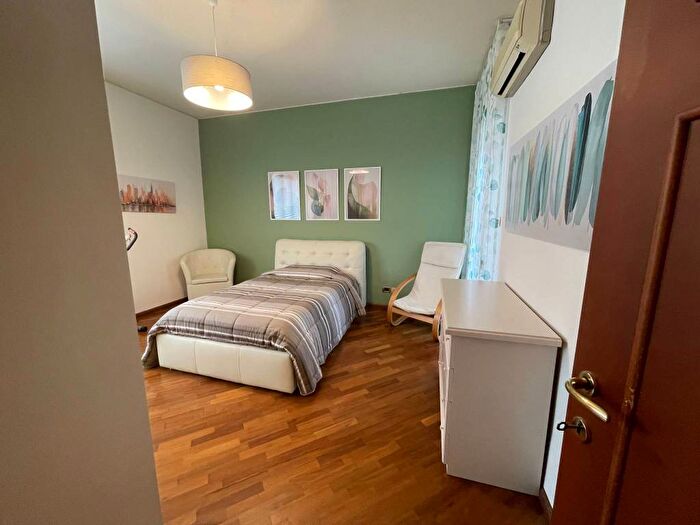 Appartamento trilocale in affitto in Via Ofelia, Ferrarotto Acquedotto Greco, Catania