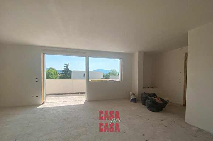 Appartamento quadrilocale in vendita in Via Vincenzo Bellini, Montegrotto Terme