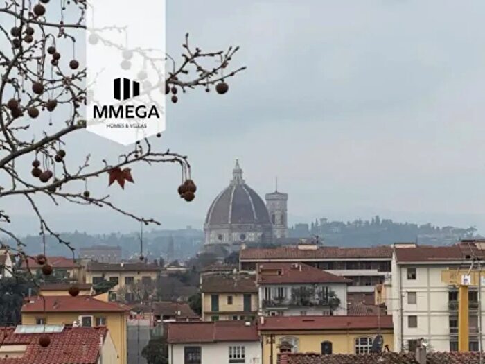 Appartamento quadrilocale in vendita in Viale dei Mille, Firenze