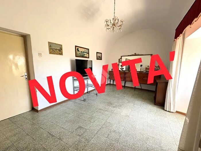Appartamento trilocale in vendita in Via del Pellegrino, Narni