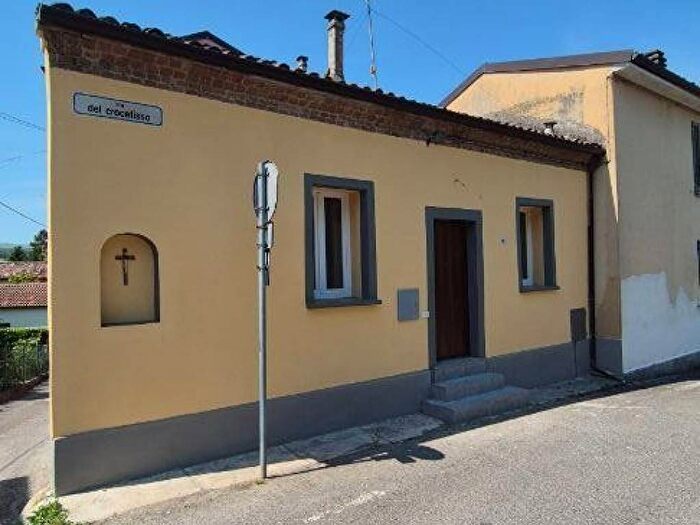 Casa bilocale in affitto in Via del Crocefisso, Godiasco, Godiasco Salice Terme
