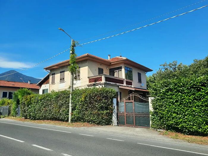 Casa con 5 locali in vendita in Via Almese, Avigliana