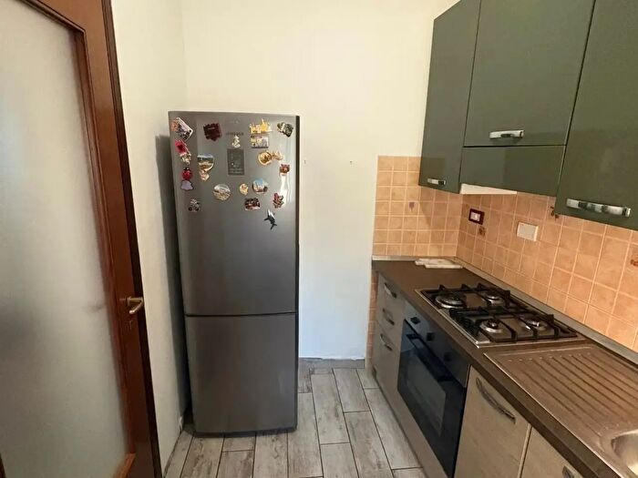 Casa con 5 locali in vendita in Massa