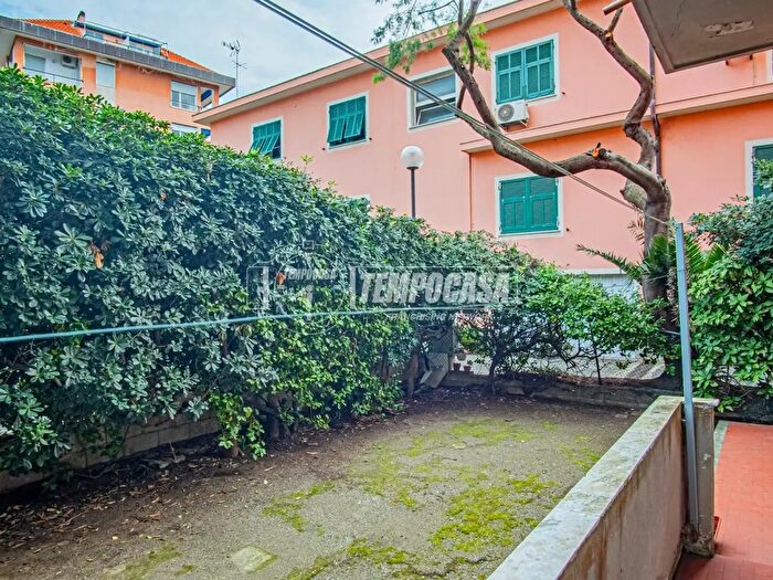 Appartamento quadrilocale in vendita in Via Lombardia, Lavagna