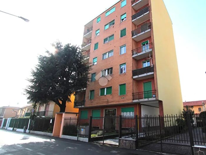 Appartamento bilocale in vendita in Via Padre Gemelli, Bareggio