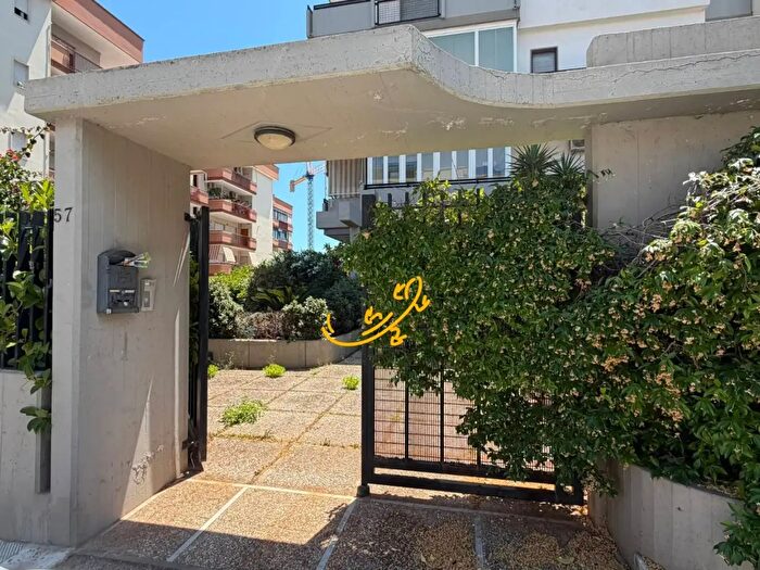Casa con 10 locali in vendita in Via Arenazza, Monopoli