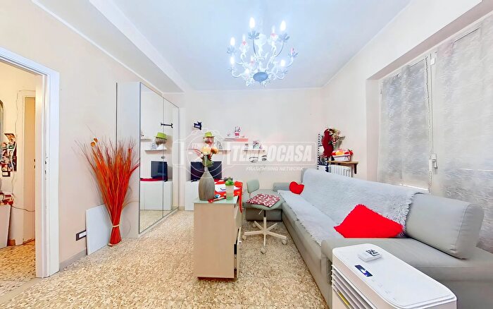 Appartamento trilocale in vendita in Via Luini, Seregno