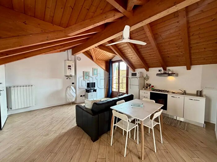 Appartamento bilocale in vendita in Via SantAnna N, Arese