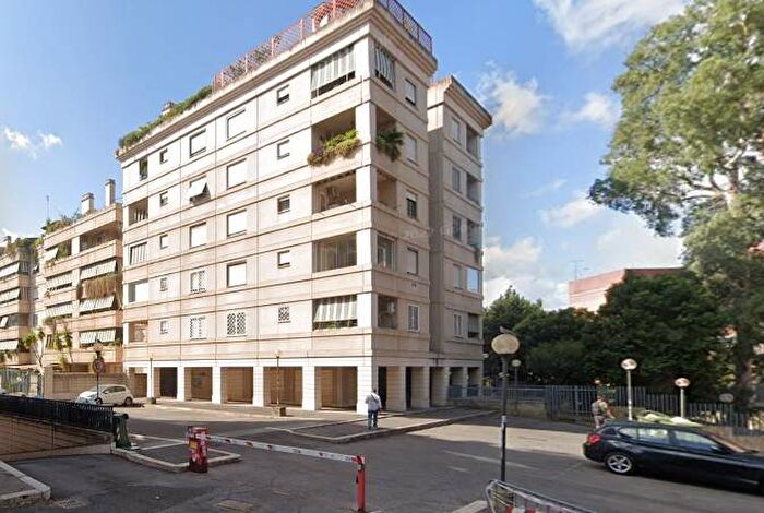 Appartamento bilocale in affitto in Via del Pianeta Terra, Torrino, Roma