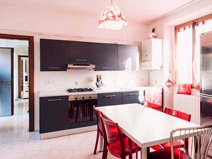 Appartamento trilocale in affitto in Viale Tibaldi, Pezzotti Meda, Milano