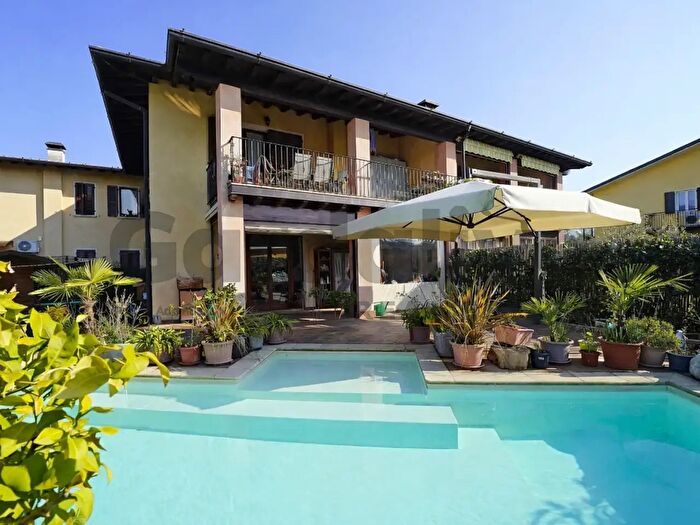 Appartamento quadrilocale in vendita in Via Boschette, San Felice Del Benaco