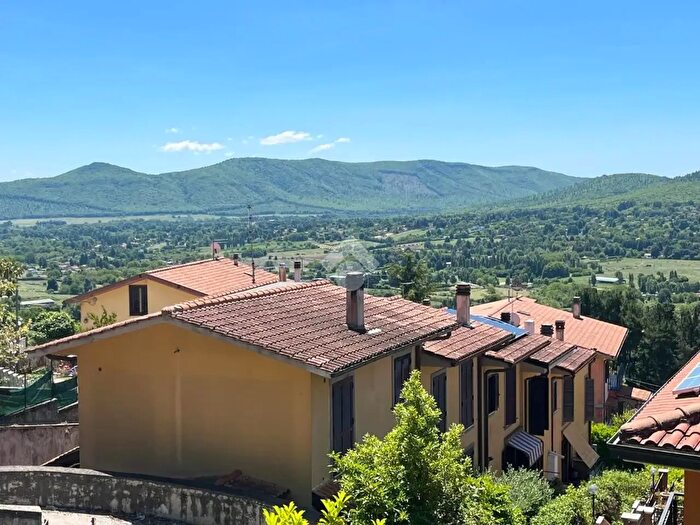 Casa quadrilocale in vendita in Via della Pineta, Rocca Priora