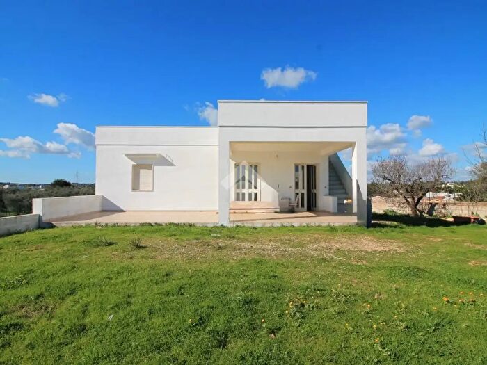 Casa quadrilocale in vendita in Ostuni