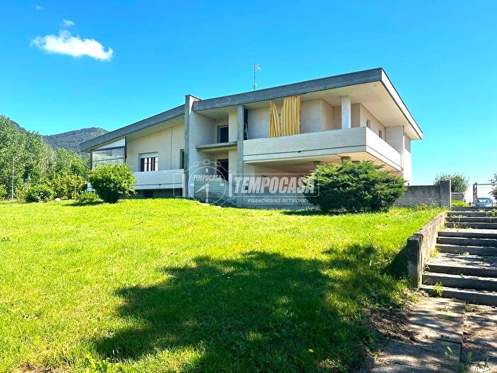 Appartamento quadrilocale in vendita in Regione Generala, Piossasco