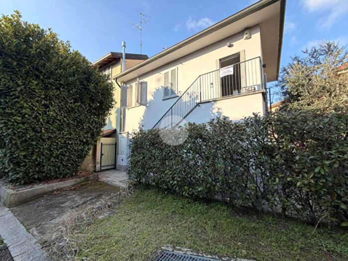 Appartamento bilocale in affitto in VIA ROMA, Centro, Cernusco sul Naviglio