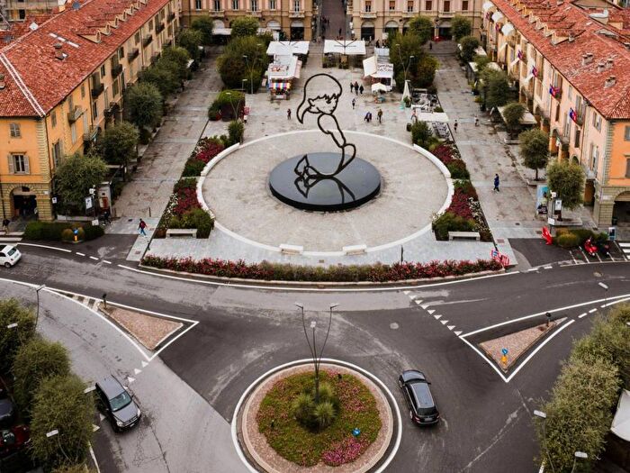 Appartamento quadrilocale in affitto in Centro, Alba