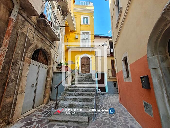 Appartamento quadrilocale in vendita in Via Aurelio Saffi, Popoli Terme