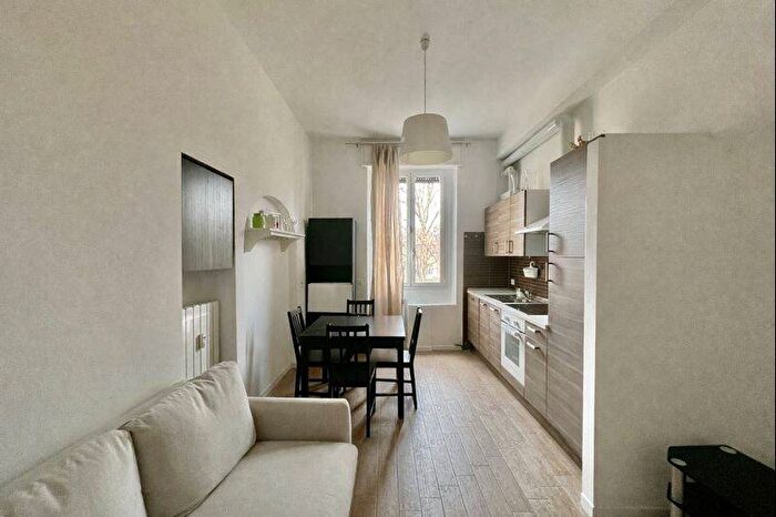 Appartamento trilocale in affitto in Via Giovanni Battista Moroni, Gambara, Milano