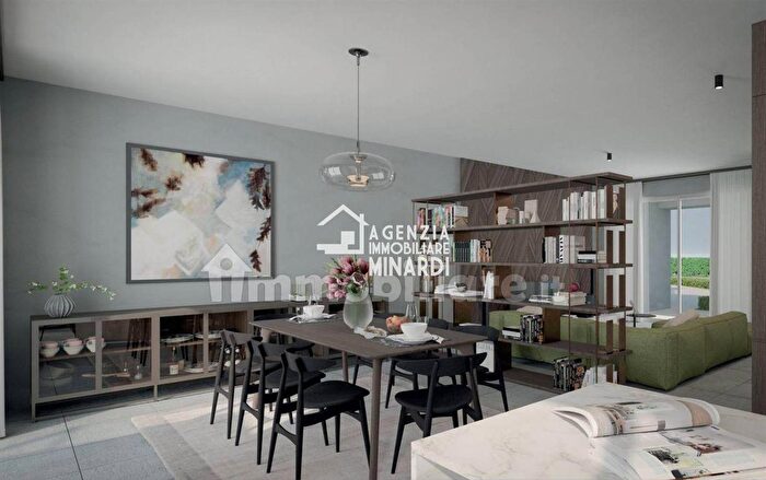 Casa quadrilocale in vendita in Via Romagnoli, Faenza