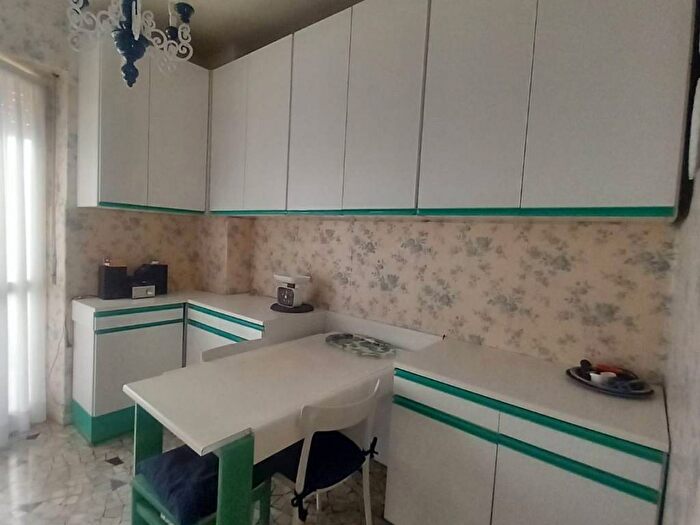 Appartamento bilocale in affitto in Via Cristoforo Gluck, Cascina dei Pomi, Milano