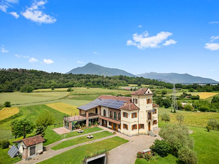 Case in Vendita e in Affitto - 3