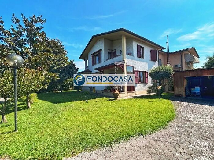 Casa con 6 locali in vendita in Via Antonio Gramsci, Forte Dei Marmi