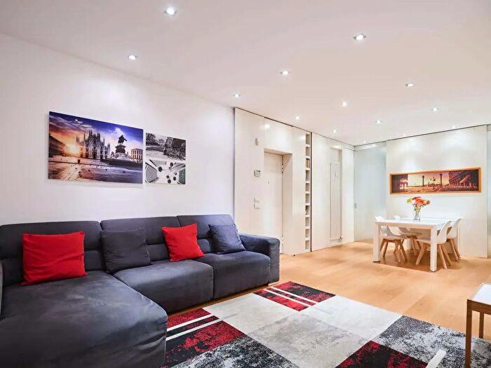 Appartamento in affitto in Via Giovanni Montemartini, Milano