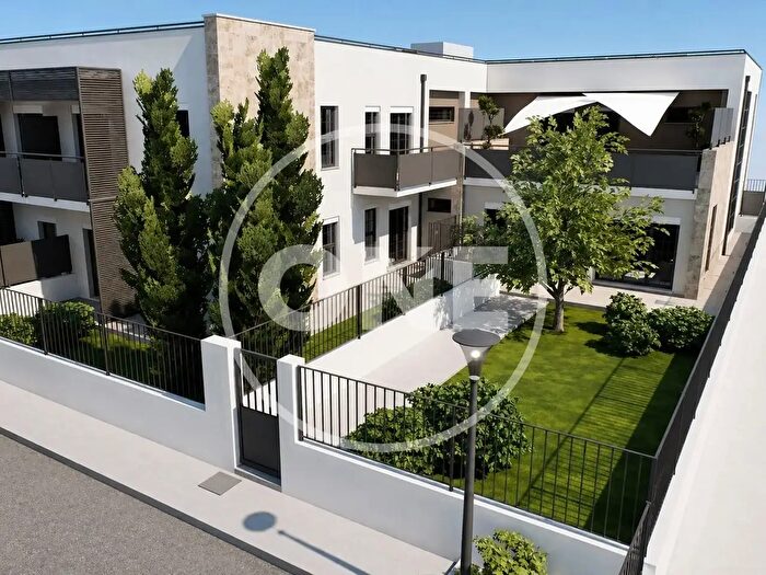 Appartamento trilocale in vendita in Via Villa Vallelonga, Roma