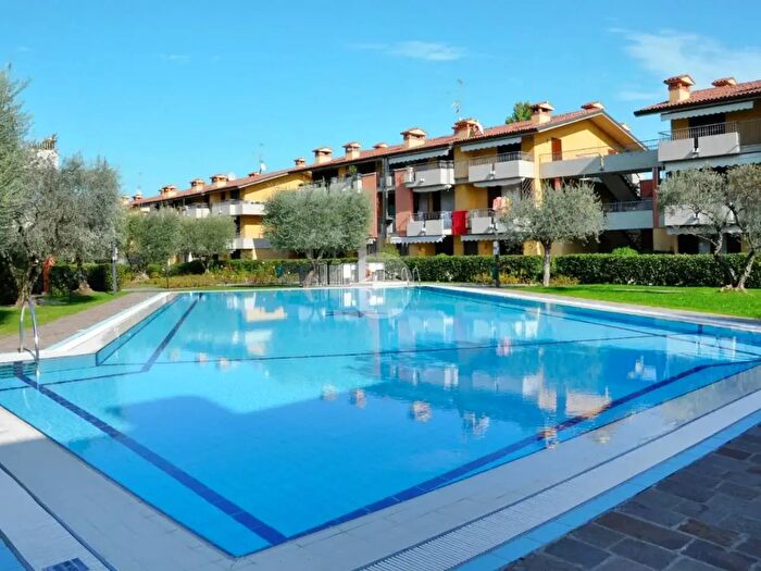 Appartamento trilocale in vendita in Via Giorgione, Sirmione