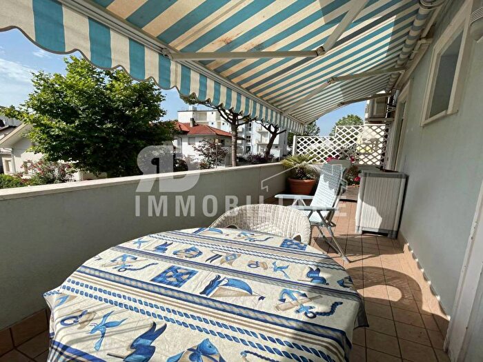 Appartamento trilocale in affitto in Viale Galileo Galilei, Abissinia, Riccione