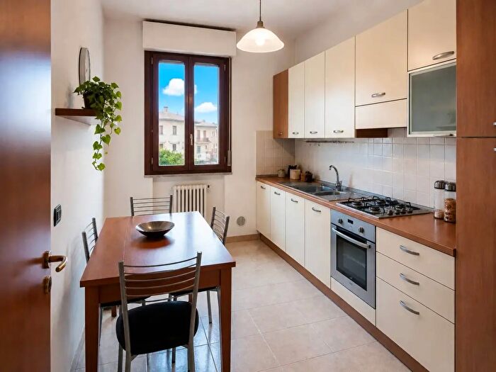 Appartamento con 5 locali in vendita in Via Senatello, Forli