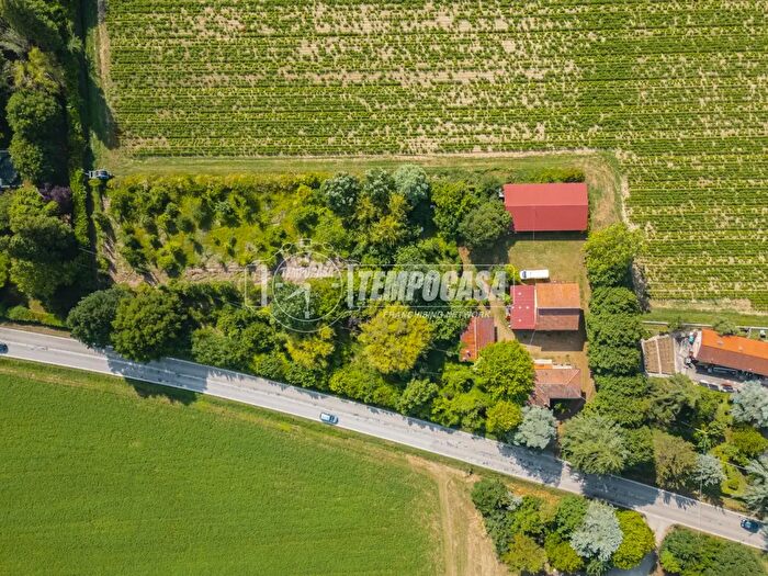 Casa con 5 locali in vendita in Via Vecchia San Vitale, Castel Guelfo Di Bologna