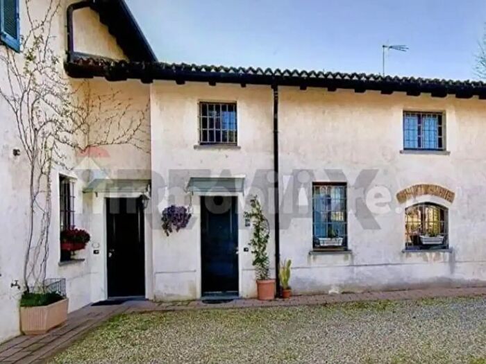 Casa trilocale in vendita in Via Camillo Aschieri, Pavia