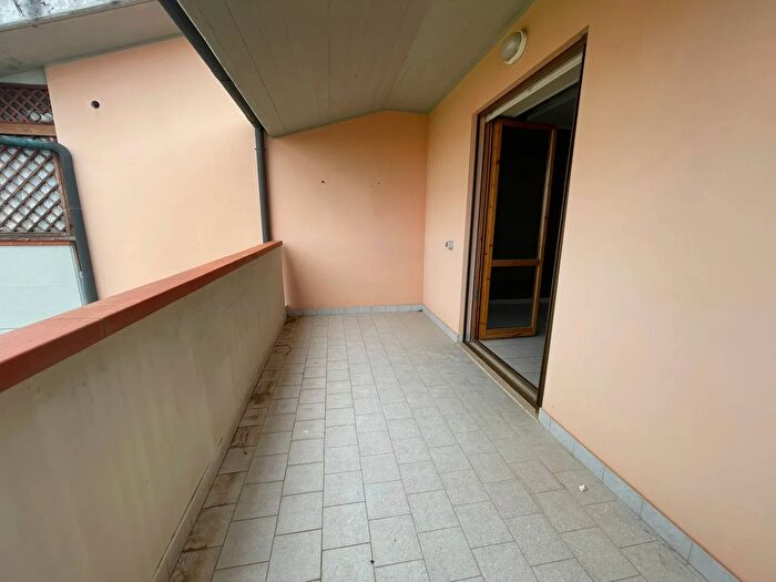 Appartamento quadrilocale in vendita in Via Buonarroti, Follonica