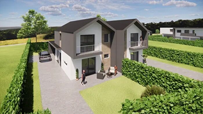 Casa quadrilocale in vendita in Via Campagna, Cornedo Vicentino