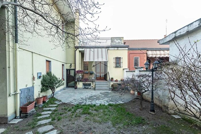 Case in Vendita e in Affitto - 3