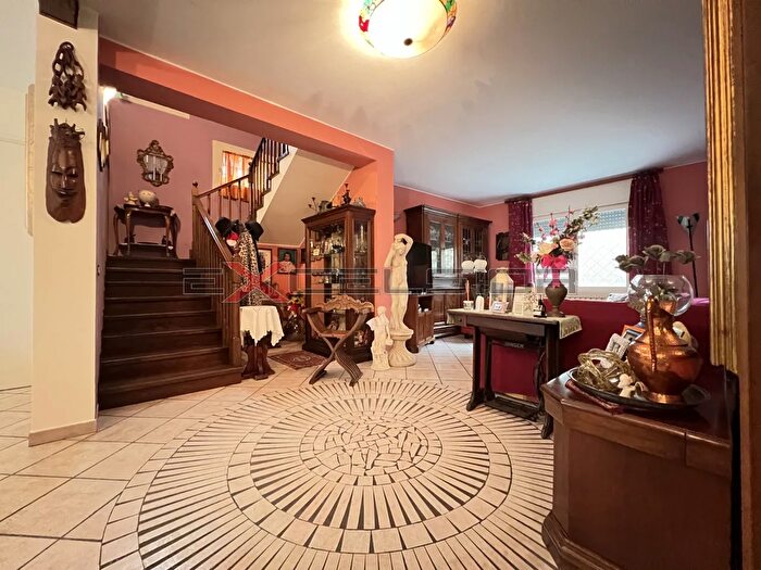 Casa con 5 locali in vendita in CSo Giuseppe Mazzini, Adria