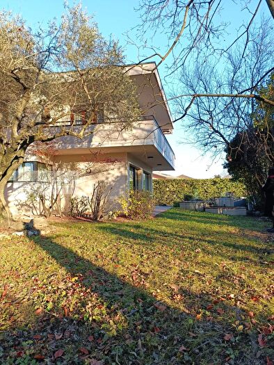 Casa con 5 locali in vendita in Quinto Di Treviso