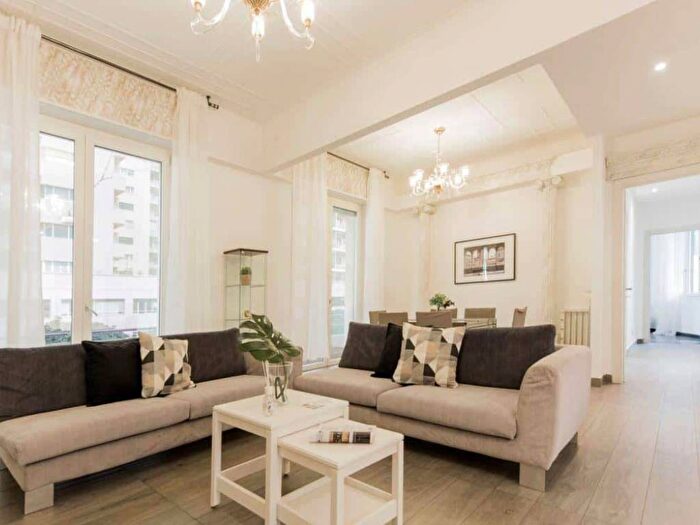 Appartamento quadrilocale in affitto in Via Alessandro Rimassa, Foce, Genova