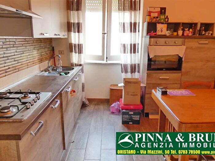 Appartamento con 6 locali in vendita in Oristano